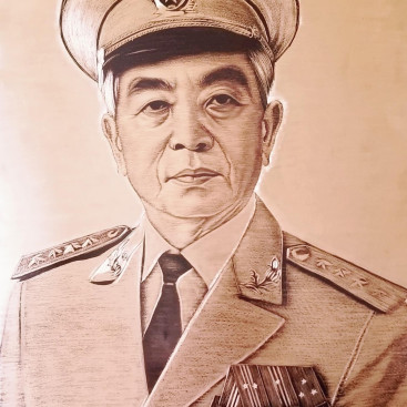 dai-tuong-vo-nguyen-giap-tranh-chan-dung