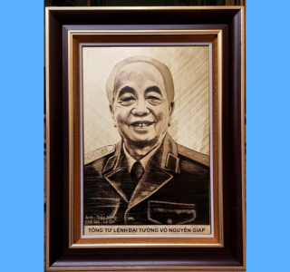 tranh-chan-dung-dai-tuong-vo-nguyen-giap