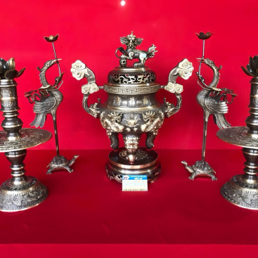 bo-dinh-ngu-su-cao-45cm-rong-chau-mat-nguyet-mau-gia-co