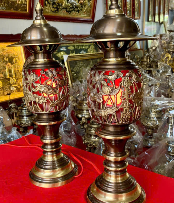 den-tho-cam-dien-mau-2-cong-nghe-cao-47cm