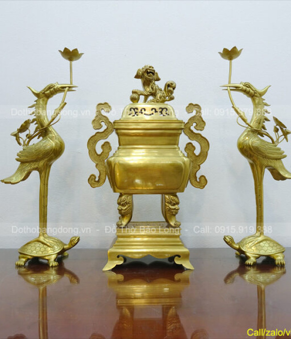 bo-dinh-hac-vuong-tai-may-tron-60cm-bang-dong-catut